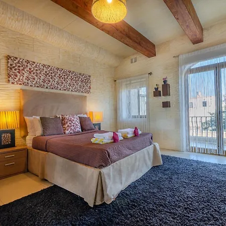 Gozo W/private Pool Near + Ac + Bbq Willa *