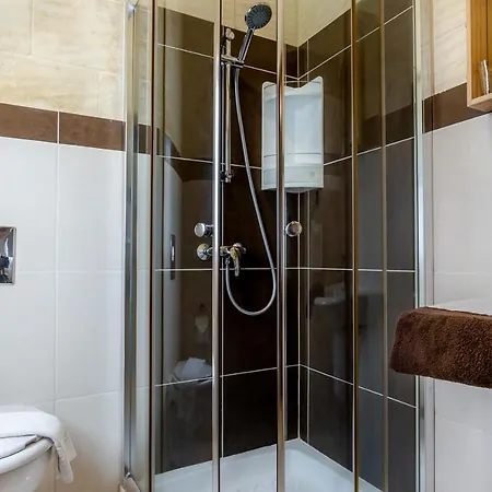 A Popular Pet Friendly With A Pool, Gozo Villa Xaghra
