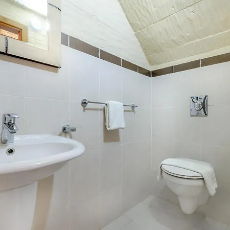 A Popular Pet Friendly With A Pool, Gozo Villa